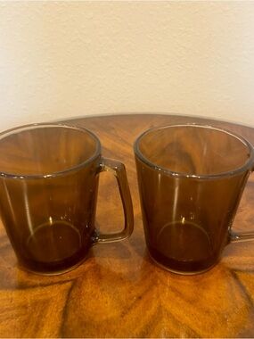 2 Vintage Pyrex Corning Smoke Brown #1400 Coffee Mugs